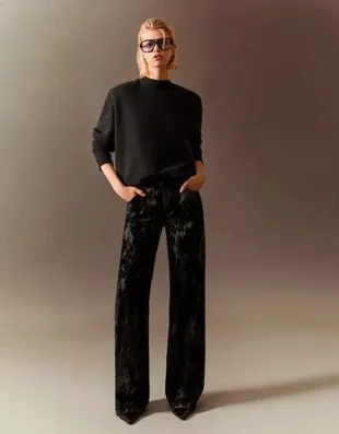 Брюки свободного кроя