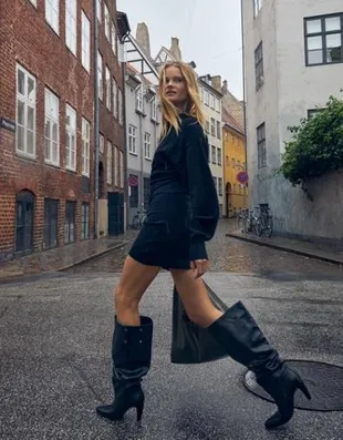 Мини-платье с воротником-поло- Заказать в России