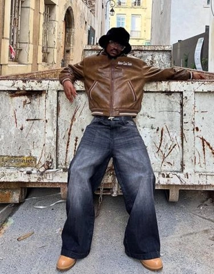 Bershka Джинсы очень свободного кроя