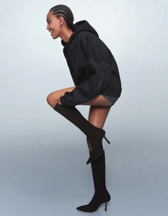 Эластичные сапоги на каблуке- Заказать в России