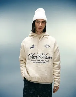 Джемпер с воротником поло и принтом