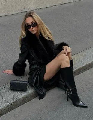 Пальто из искусственной кожи с отделкой из искусственного меха- Заказать в России