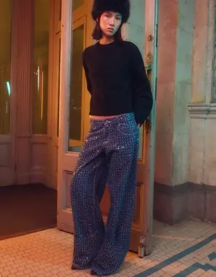 Джинсы свободного кроя с пайетками- Заказать в России