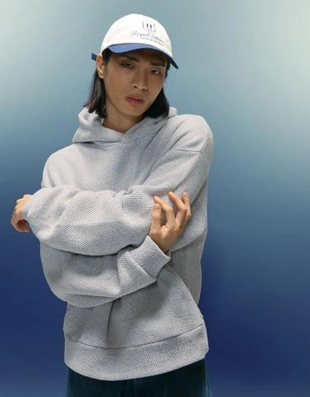 Худи с капюшоном и принтом