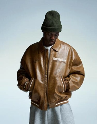 Куртка из искусственной кожи с вышивкой- Заказать в России