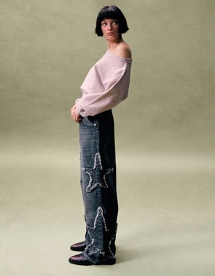 Bershka Джинсы свободного кроя с вышивкой в виде звезд купить с доставкой.