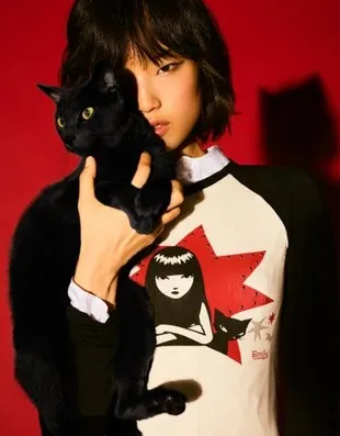 Футболка с длинными рукавами и принтом EMILY THE STRANGE