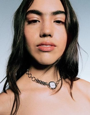 Bershka Ожерелье-чокер в виде часов — SIGNATURE EDITION