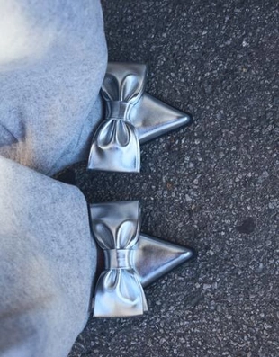 Bershka Туфли на среднем тонком каблуке с бантом купить с доставкой.