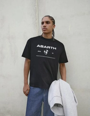 Bershka Футболка RACING ABARTH с короткими рукавами и принтом