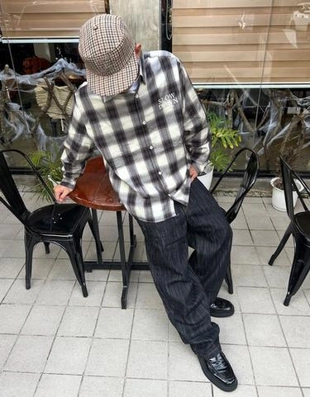 Bershka Рубашка в клетку с длинными рукавами и вышивкой купить с доставкой.