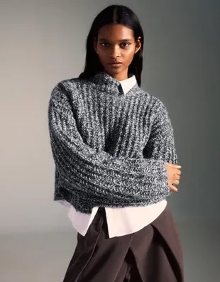 Свитер с высоким воротником из ткани из крученой нити- Заказать в России