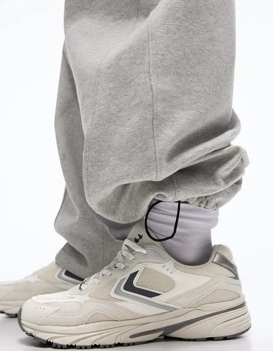 Многокомпонентные спортивные кроссовки- Заказать в России