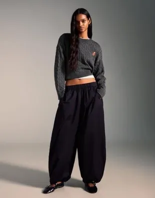 Свитер с узором косы и вышивкой- Заказать в России