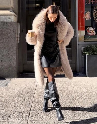 Bershka Длинное пальто из искусственного меха купить с доставкой.