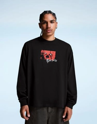 Bershka Лонгслив «оно» с принтом