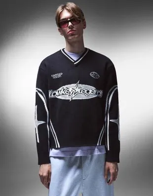 Спортивный свитер с принтом- Заказать в России