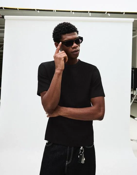 Футболка из рельефной ткани с короткими рукавами