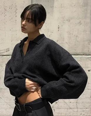 Свободный свитер с воротником поло- Заказать в России