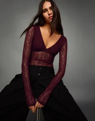 Боди с кружевом и длинными рукавами- Заказать в России