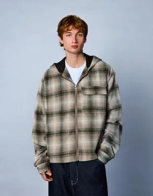 Куртка-рубашка свободного кроя с флисовой подкладкой и принтом- Заказать в России