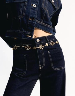 Bershka Ремень-цепочка с деталями «спираль»