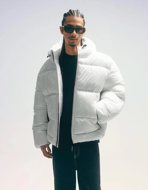 Bershka Пуховик с капюшоном