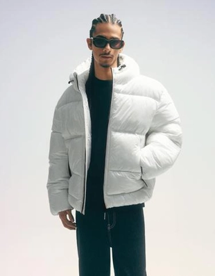 Bershka Пуховик с капюшоном