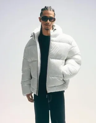 Пуховик с капюшоном- Заказать в России