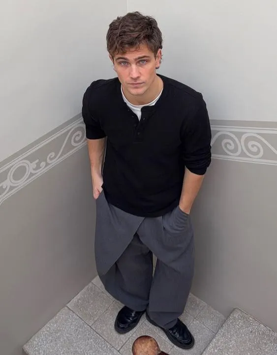 Футболка хенли облегающего кроя с длинными рукавами