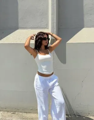 Топ на бретелях- Заказать в России