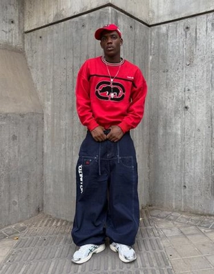 Bershka Свитшот ECKO UNLTD