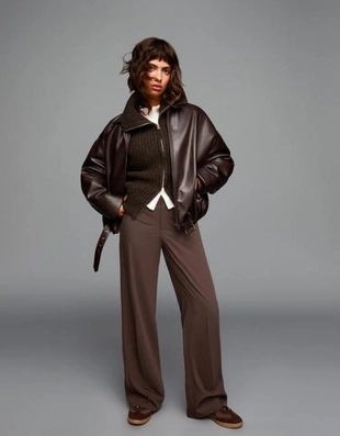 Bershka Брюки с широкими штанинами купить с доставкой.