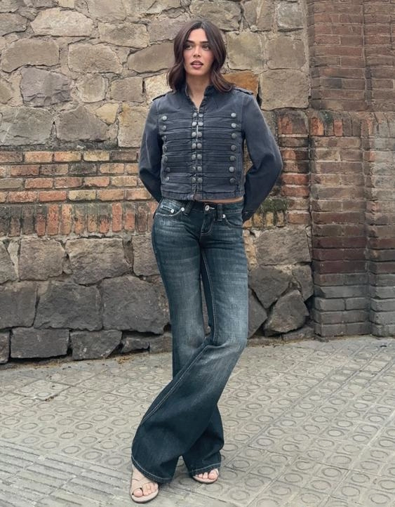 Bershka Расклешенные джинсы свободного кроя купить с доставкой.