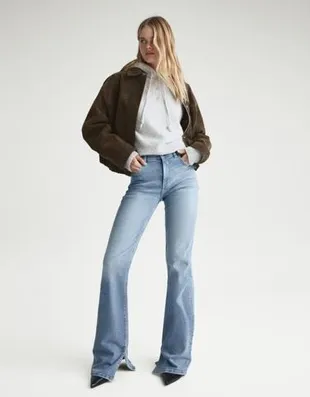 Джинсы клеш с разрезами- Заказать в России