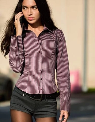 Bershka Рубашка облегающего кроя с расклешенными рукавами