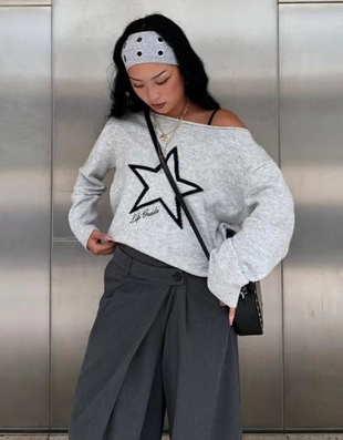 Bershka Свитер с вырезом «лодочка» и принтом