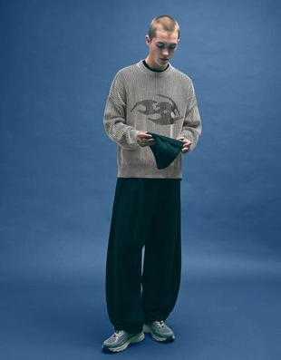 Bershka Свитер с принтом