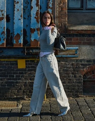 Bershka Джинсы бананы свободного кроя