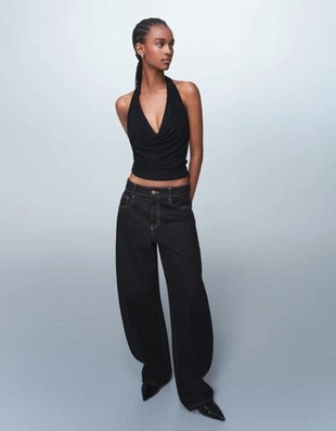 Bershka Топ с горловиной халтер, драпированным вырезом и блестящим эффектом