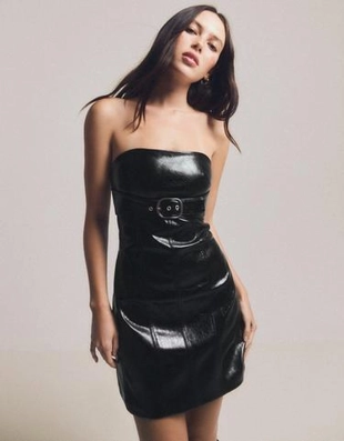 Bershka Мини-платье из искусственной кожи с пряжкой