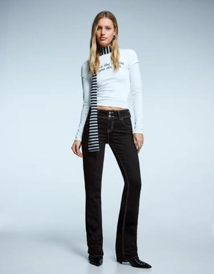 Bershka Джинсы BOOTCUT с клапанами