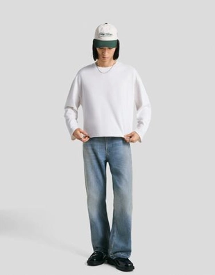 Bershka Джинсы прямого кроя со скинни-силуэтом купить с доставкой.