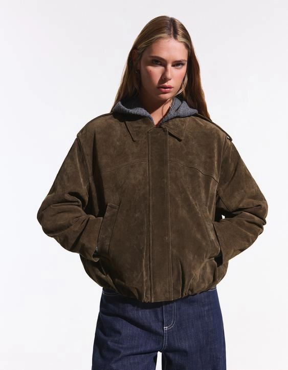 Куртка из замши с кожаными вставками