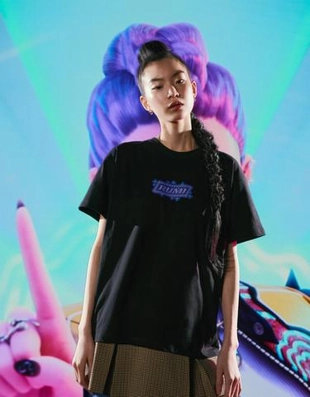 Bershka Футболка KPOP DEMON HUNTERS HUNTR/X с короткими рукавами и принтом