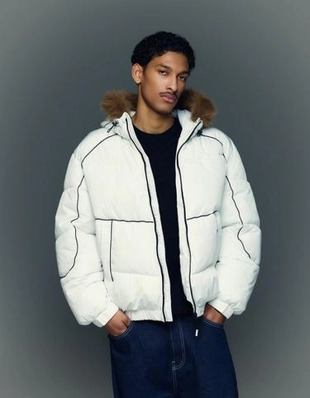 Bershka TECHNICAL JACKET WITH FAUX FUR HOOD купить с доставкой.