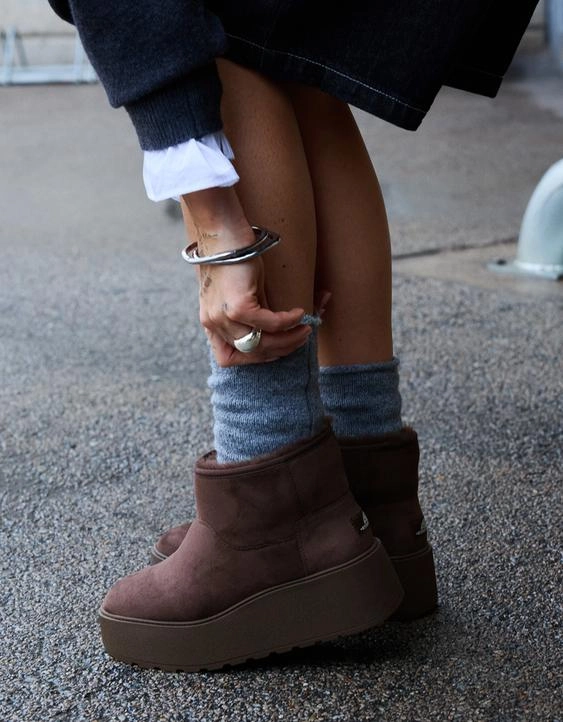 Bershka Ботинки на платформе с подкладкой из искусственного меха