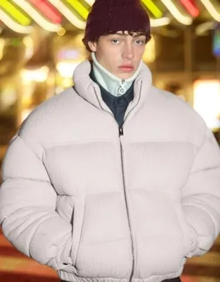 Пуховик с объемным вязаным узором- Заказать в России