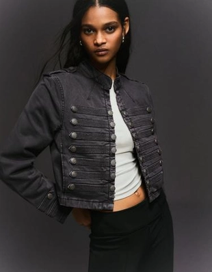 Bershka Куртка с пуговицами BERSHKA