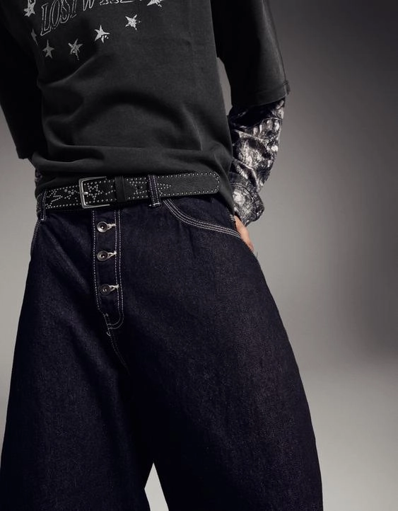 Bershka Ремень из искусственной кожи с заклепками